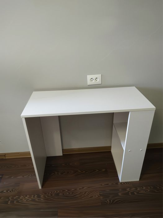 Офісний комп’ютерний письмовий стіл Парта письменный компьютерный стол