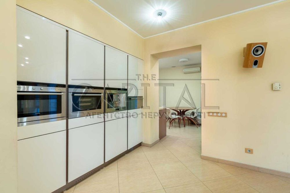 Продаж будинку преміального класу Софіївська Борщагівка, вул. Скіфська