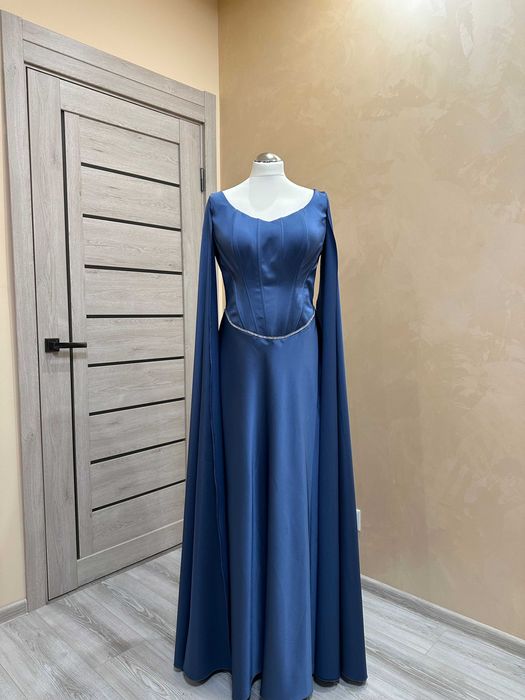 Продається Вечірнє, весільне,  вишукане плаття одягнене один раз