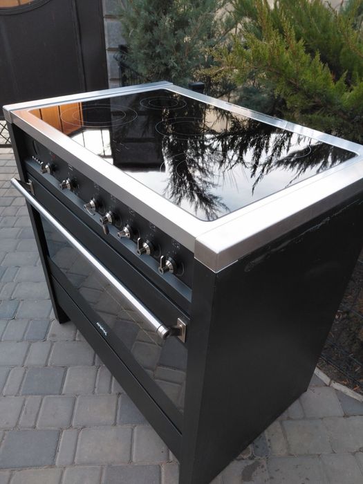 Варочный центр плита Smeg ( spa 42016 )  90см. Индукционная Италия