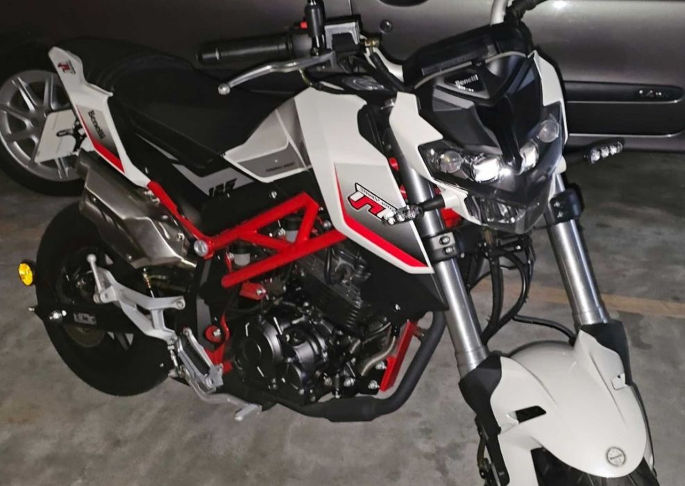 Benelli tnt 125 - como nova