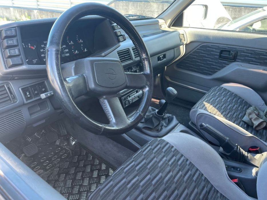 OPEL FRONERA A 2.4 I 5 PORTAS DE 1995 PARA PEÇAS