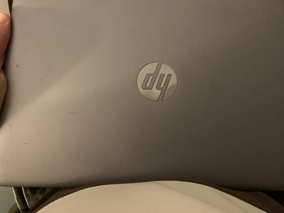 HP EliteBook 820 G3 – Portátil