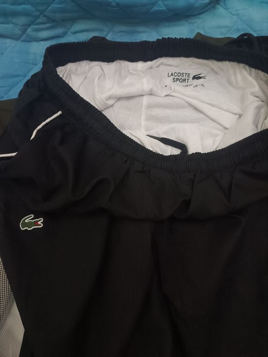 Conjunto (casaca e calças) desportivo da Lacoste novo