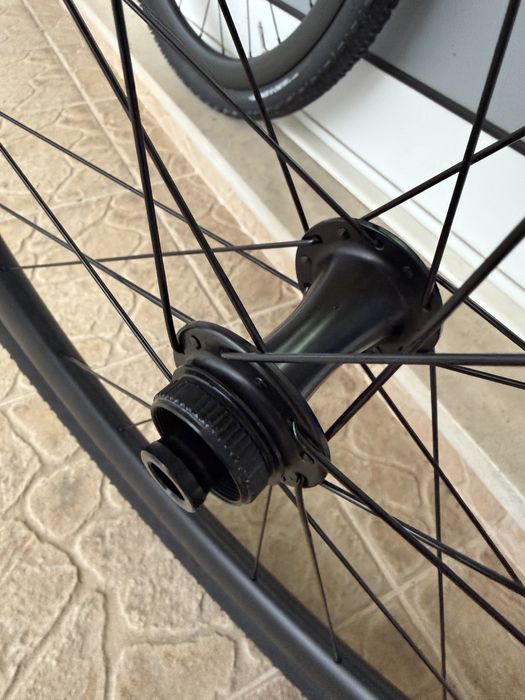 Rodas Gravel em carbono - Novas!