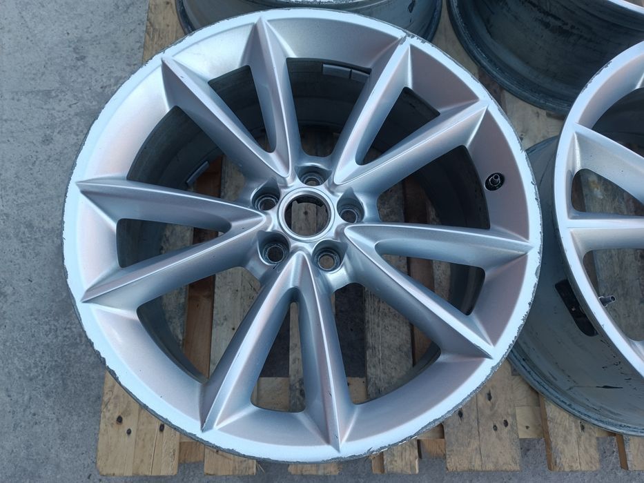 Різноширокі легкосплавні диски 5 108 R19 FORD