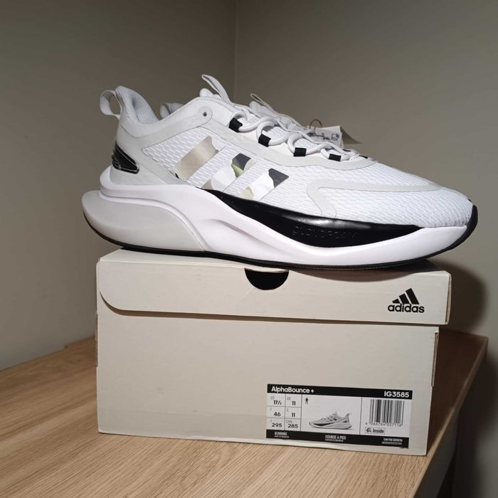 Adidas AlphaBounce + r. 46 (29,5 cm) IG3585 Ftwwht/Cblack/Greone