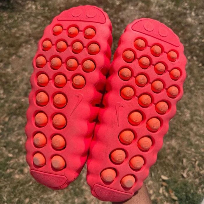 Nike Mind 001 Slide Solar Red r.42