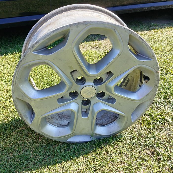 Felgi ford 5x108 8jx18 et55