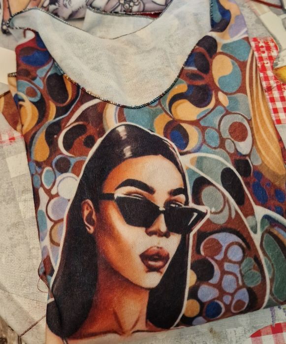 Vendo camisolas, casaco novos