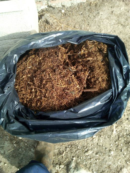 Estrume de cavalo sacos com aproximadamente 40 kg