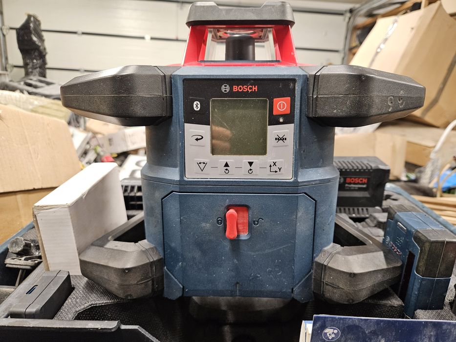 Niwelator Laser Rotacyjny GRL 600 CHV + BT170 HD BOSCH