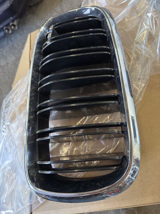 Grill Bmw X6M F86 F15 F16 - M power Lewy