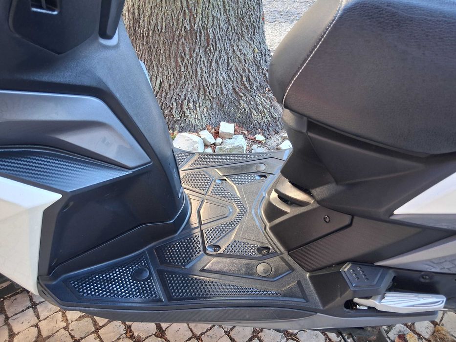 Scooter SYM Jet 14 / Abrir Anuncio e Ler )