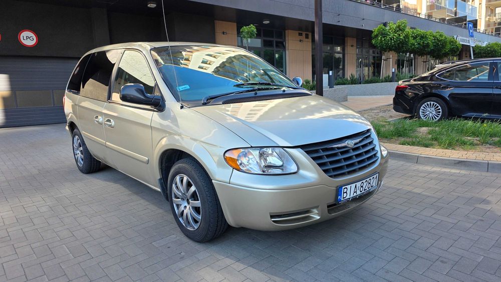 Chrysler Town&Country 2006.r 3.3 V6 + Nowy gaz LPG Automat ! 7-osobowy