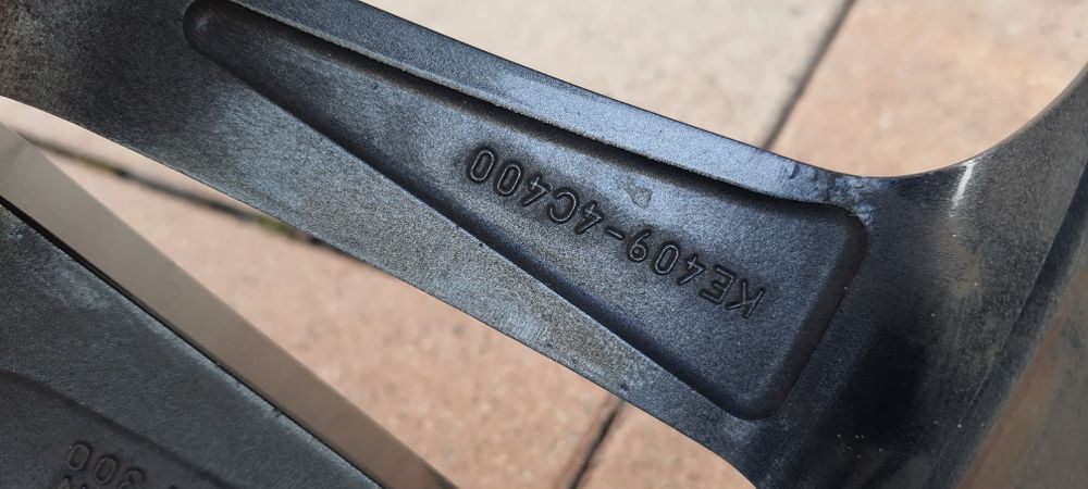 Felga 19cali 5x114.3 7j et40 oryginal Nissan Xtrail Qasqhai Ładna