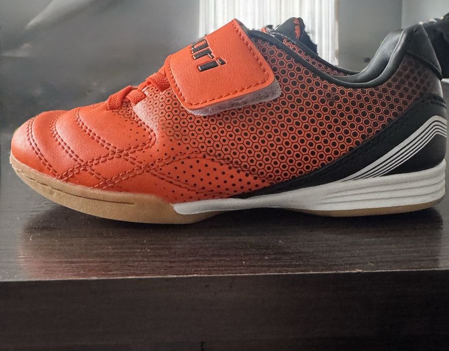 Buty halówki huari roz. 29