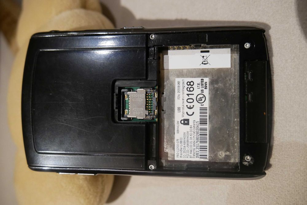 BlackBerry 8830 World Edition telefon