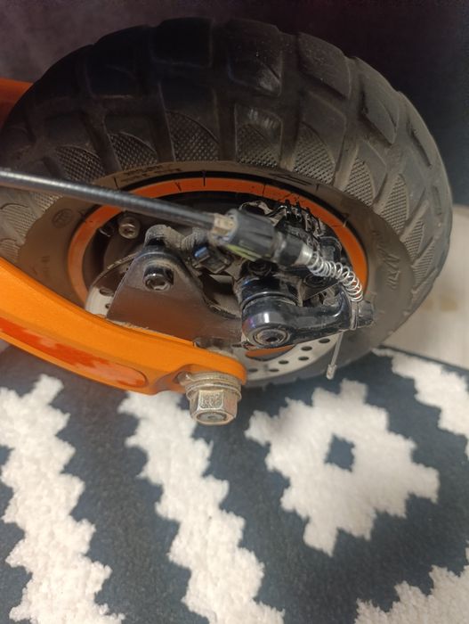 Електросамокат Kukirin