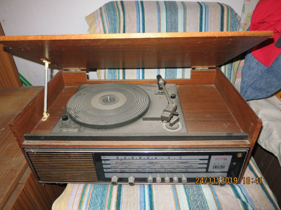 Sprzedam zabytkowe radioodbiorniki