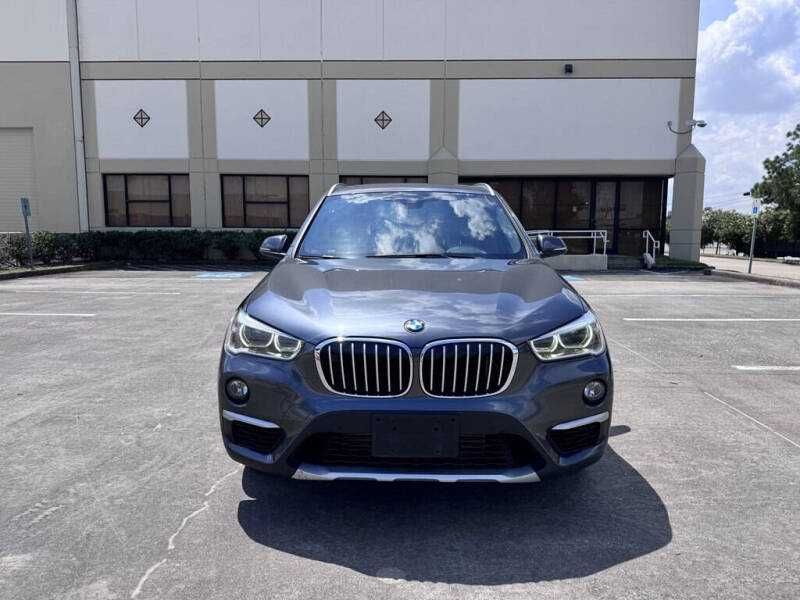 2017 BMW X1  2.0