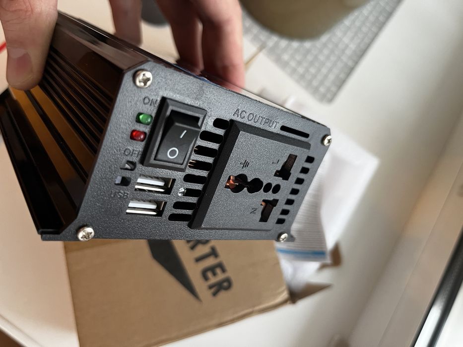 Инвертор 4000 Вт. Новий з 12 на 220в