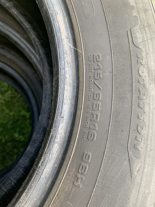 Продам шини всесизонні 215/65/r16