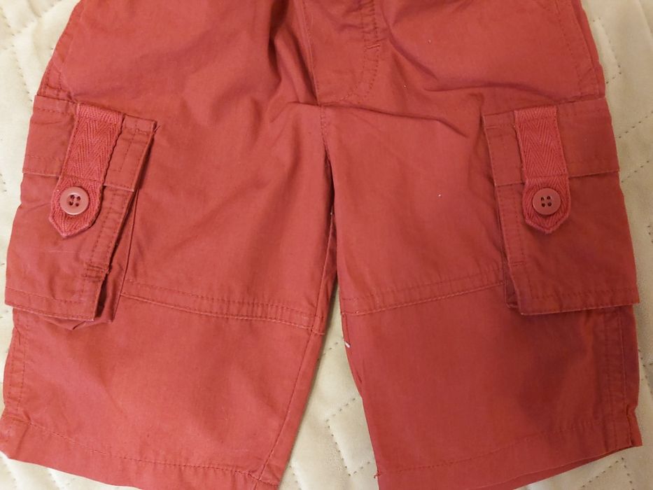 Spodenki czerwone rozmiar 80 0-3 mc mothercare