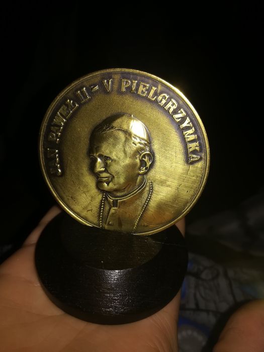 Witam. Mam na sprzedaż Medal Jan Paweł II - 5 pielgrzymka.