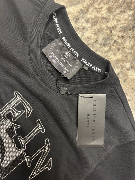 Лонгслів Philipp Plein чорного кольору на стразах