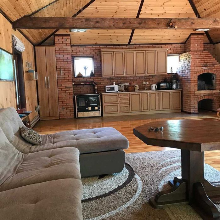 с КАМИНОМ в лесу, аренда дома у хозяина