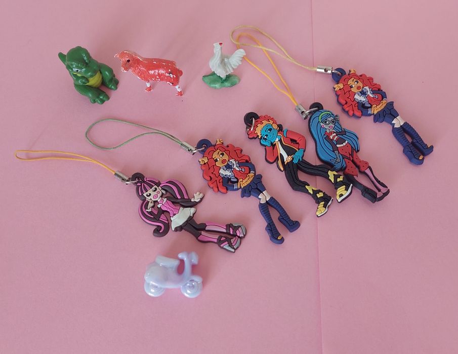 Іграшки з Кіндерів