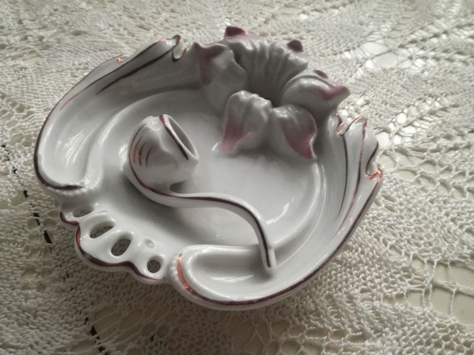 Porcelanowa popielniczka, pięknie zdobiona PRL