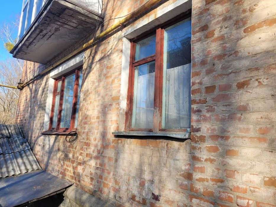 Продам 2-х кімнатну квартиру в селі Грозине.