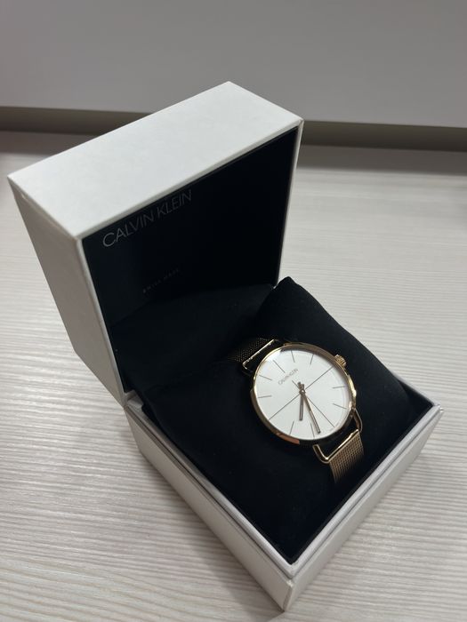 Жіночий годинник Calvin Klein