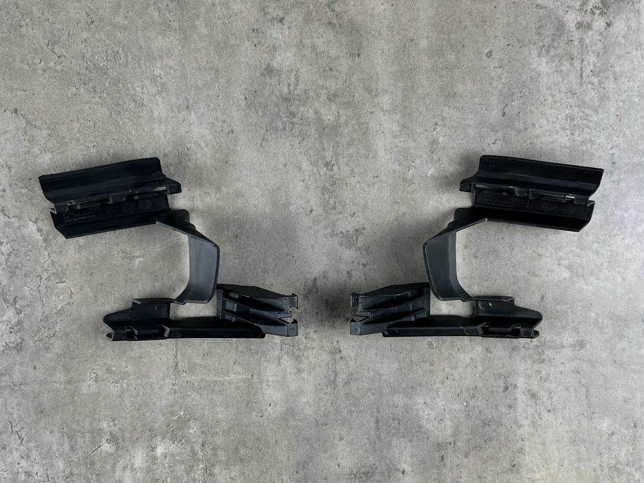 Кріплення протитуманної фари - Porsche Cayenne  9Y0807959 / 9Y0807960