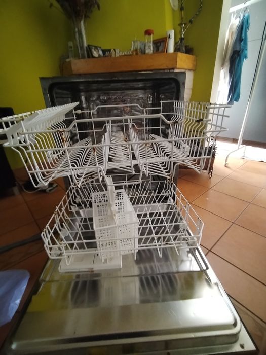 Máquina Lavar Loiça Encastre TEKA (A Funcionar / Ler Descrição) – Quinta do Conde