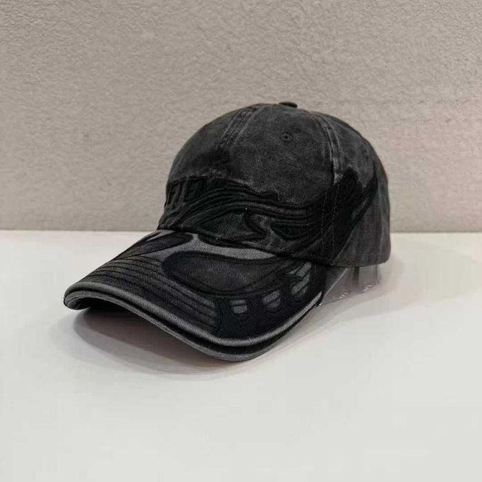 vetements cap - купити товари моди та стилю - Ціна на OLX.ua