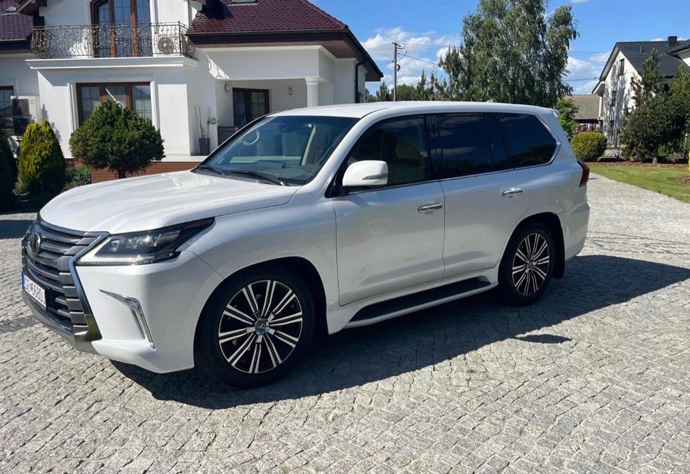 Lexus LX 450 V8 2020 рік