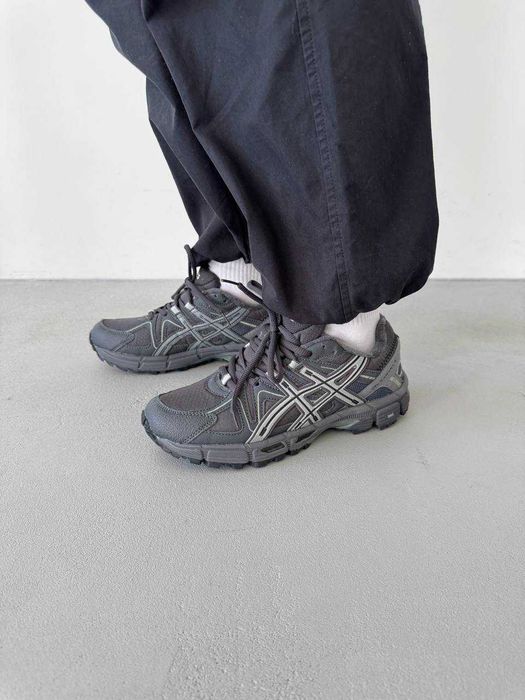 кросівки зимові чоловічі сірі гортекс термо асікс кахана asics kahana