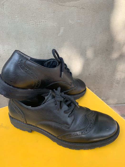 Шкіряні туфлі для хлопчика 35 р