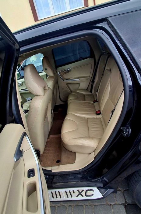 Volvo xc60 2,4 D5 AWD