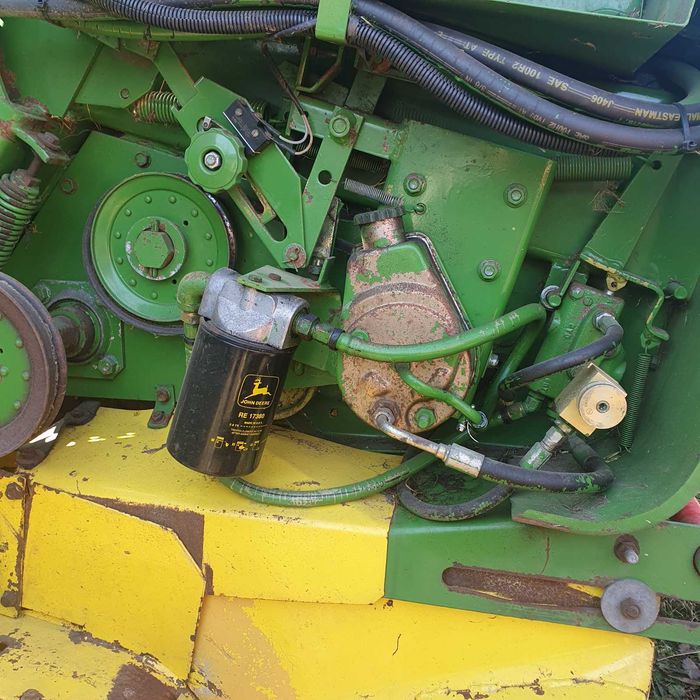 продам рулонний прес підбирач джон дир 550