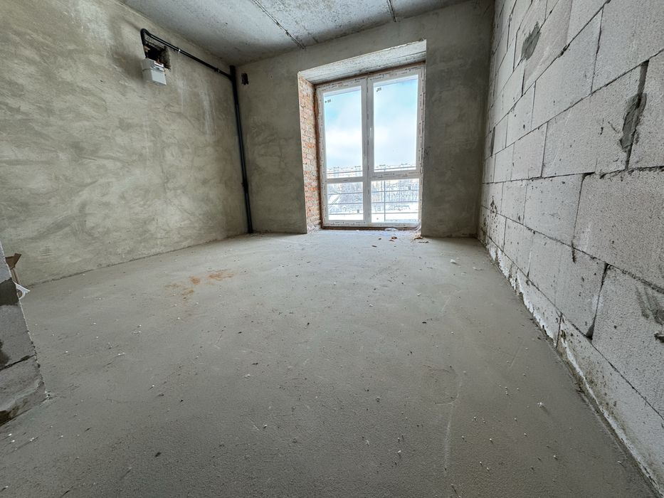 Продаж 3-к квартири в новобудові