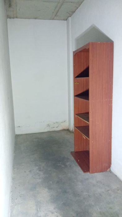 Garagem fechada Glicinias