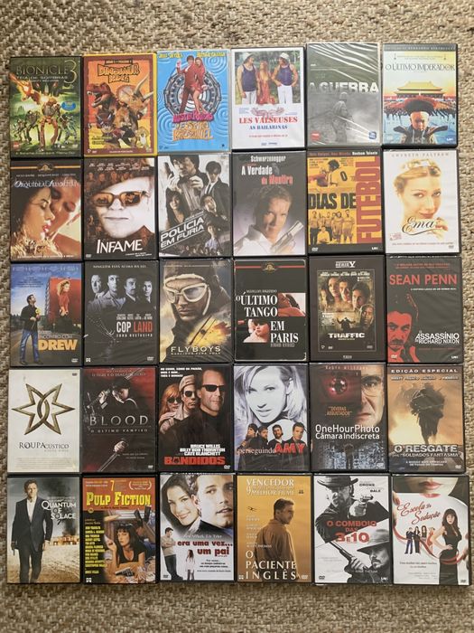 Lote com cerca de 164 dvs originais