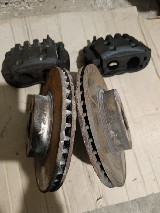 Супорта дисски Субару форестер 2002-2005