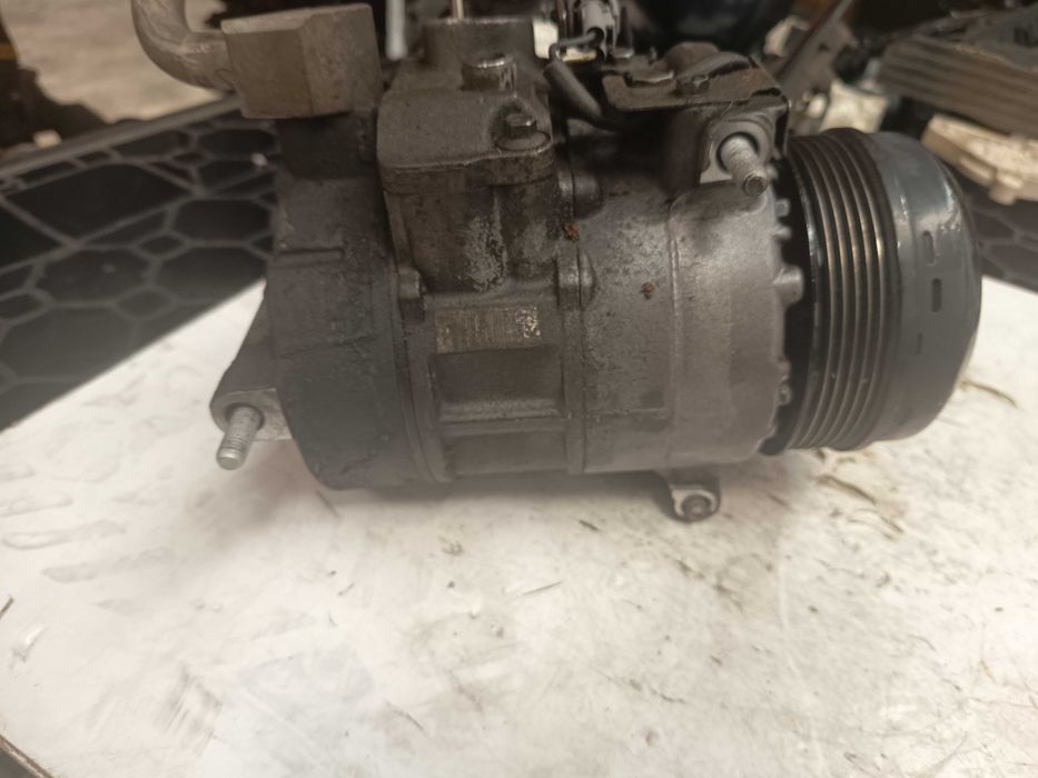 Compressor de AC Mercedes W204 Ref: 4472605992/// A0032308711