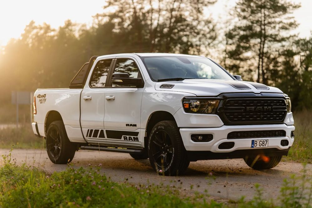 RAM 1500 BIGHORN / LPG / 5.7 Hemi