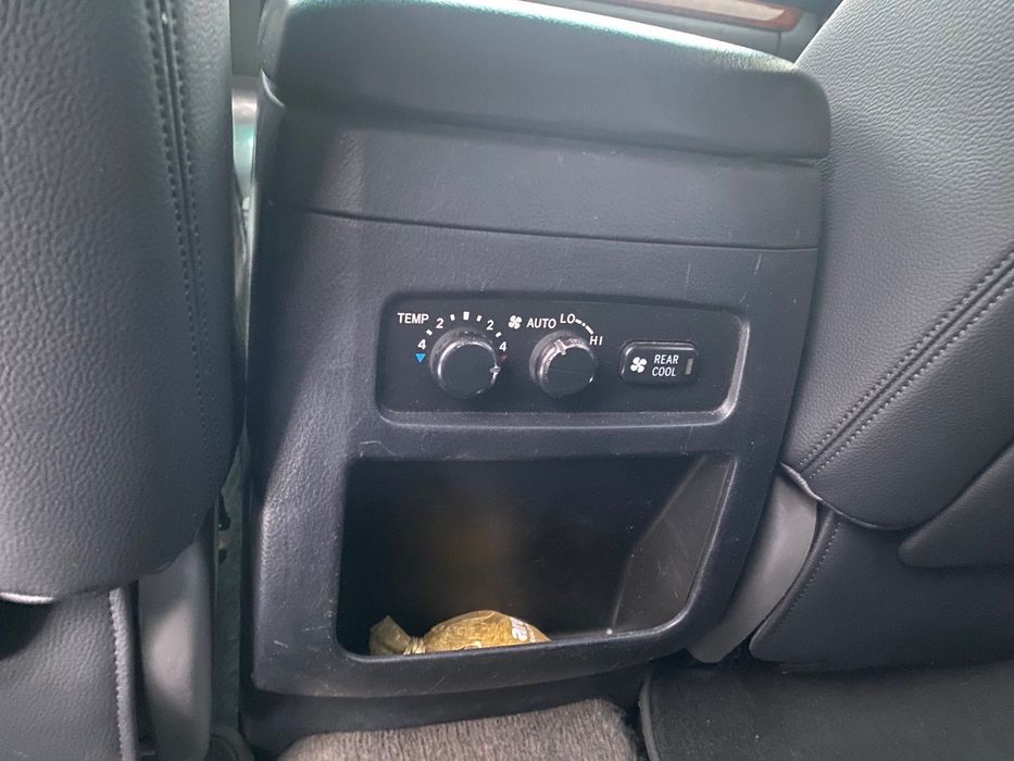 Продам Toyota Land Cruiser Prado